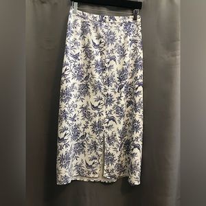 Philosophy white and blue printed design midi skirt size small